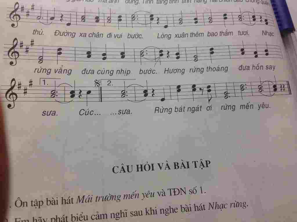 lam-giup-minh-phan-minh-chup-nhe