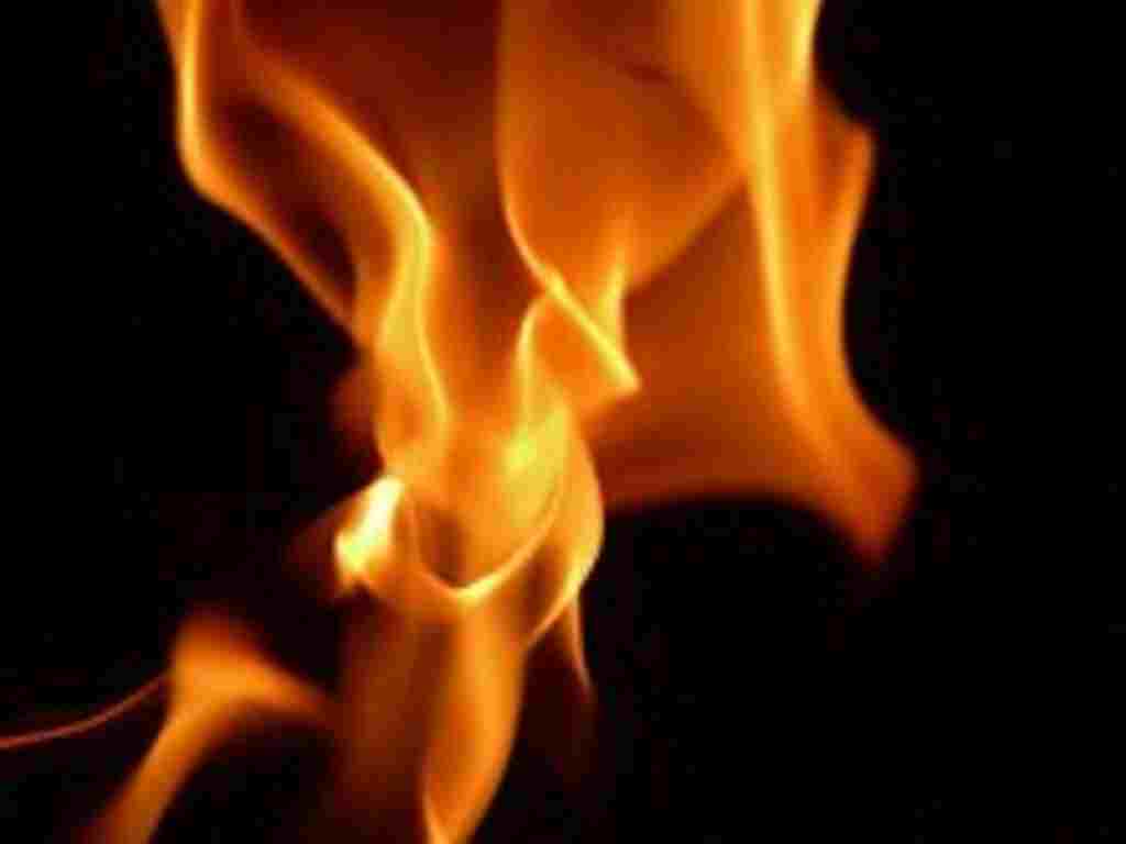 flames-of-charcoal-nghia-la-gi