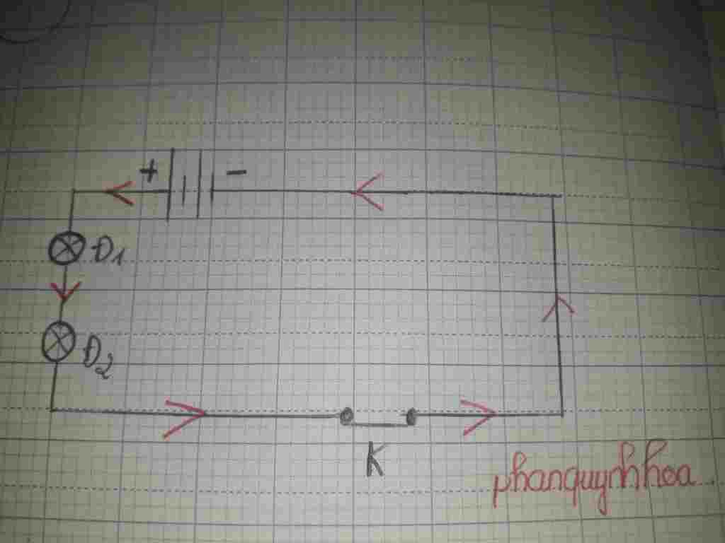 giup-mk-vs-ah-su-dung-cac-ki-hieu-quy-uoc-ve-so-do-mach-dien-gom-1-nguon-dien-co-2-pin-2-bong-de