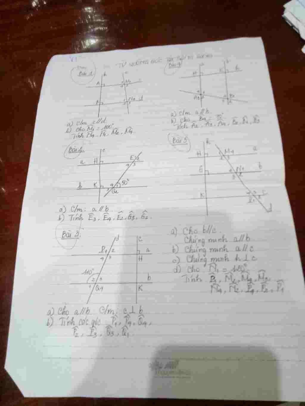 lam-giup-bai-4-se-cho-50-5-sao-va-tra-loi-hay-nhat